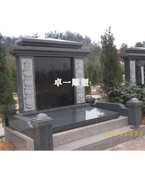 石雕墓碑